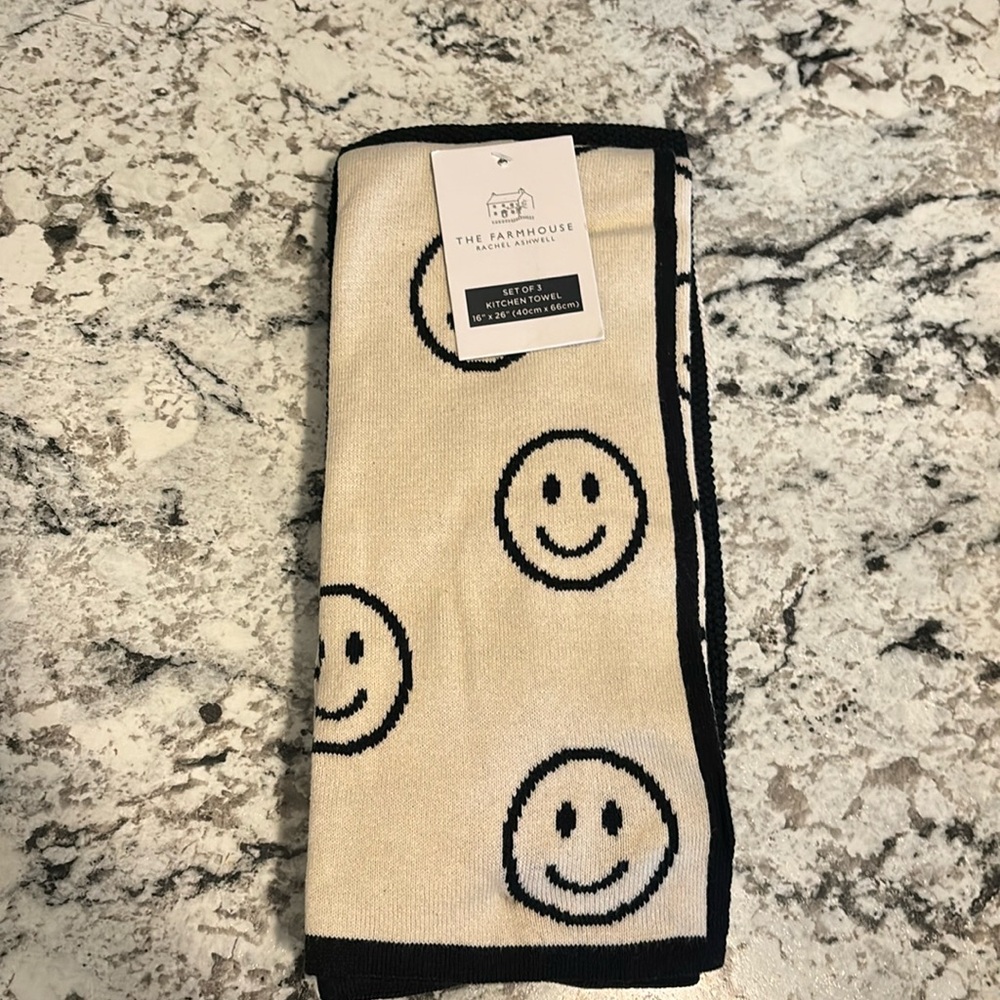 The Farmhouse by Rachel Ashwell kitchen towels